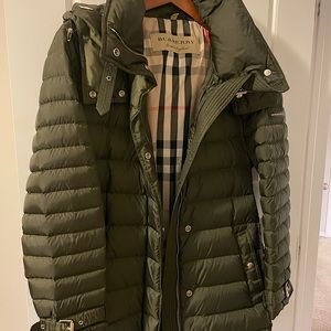 Burberry Puffer Jacket Large Olive Green